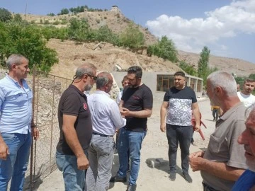 AK Parti Siirt İl Başkanı Olğaç, Müküs Çayı'nda Kaybolan Eyüp Güneş'in Ailesiyle Görüştü