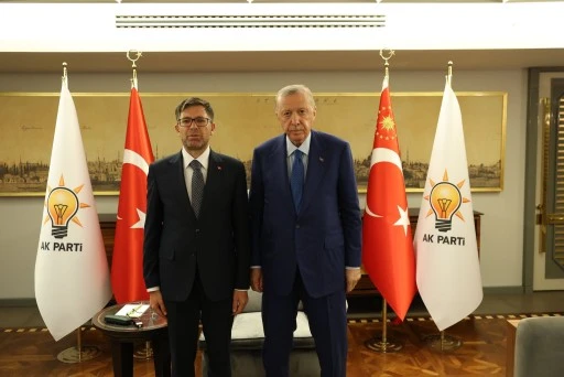 AK Parti Siirt İl Başkanı Av. Abdulhakim Gider Oldu