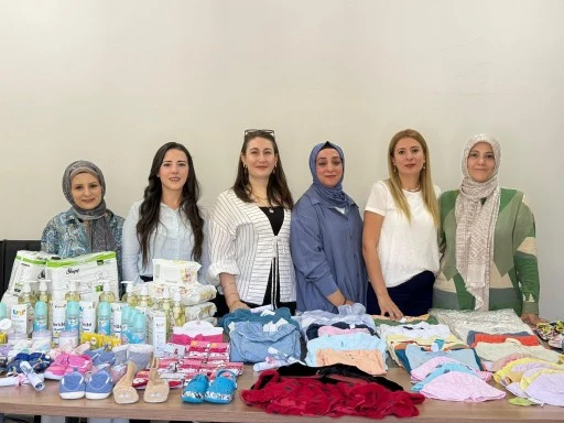 AK Parti Siirt İl Kadın Kollarından Emzirme Haftası’nda Annelere Moral Ziyareti