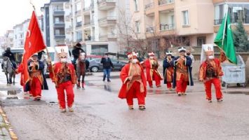 Aksaray sokaklarında &#039;Mehteran&#039;lı moral konseri