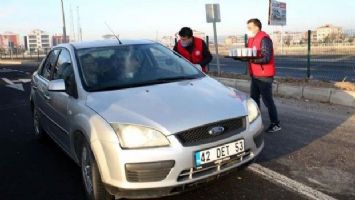 Aksaray&#039;da &#039;mobil çorba&#039; ikramı