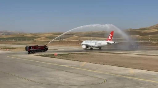 Aylar Sonra Siirt Havalimanı&rsquo;nda İlk U&ccedil;uş Ger&ccedil;ekleşti