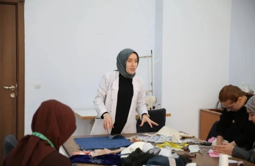 Azmin Adı Yasemin Kezer