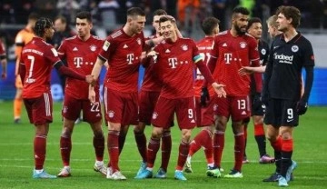 Bayern Münih maçında Putin ve Rusya'ya protesto