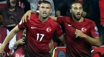 Beşiktaş'tan golcü sürprizi! Cenk Tosun'la anlaşmaya varıldı