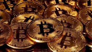 Bitcoin ilk kez 50 bin doları aştı