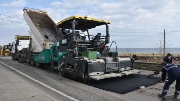 Büyükşehir yol bakım onarım çalışmaları devam ediyor