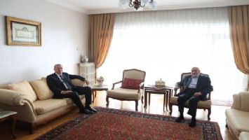 Cumhurbaşkanı Erdoğan, Oğuzhan Asiltürk&#039;ü ziyaret etti