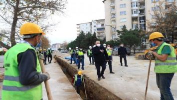 Denizli Büyükşehir Yenişehir&#039;in içme suyu çilesini bitiriyor
