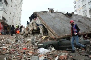 Depremde 21 Siirtli hayatını kaybetti