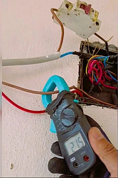 Dicle Elektrik Ka&ccedil;ak Elektrik Denetiminde İlgin&ccedil; Olay: Tutanağı Reddetti, İkinci Kez Ka&ccedil;ak Kullanımı Tespit Edildi