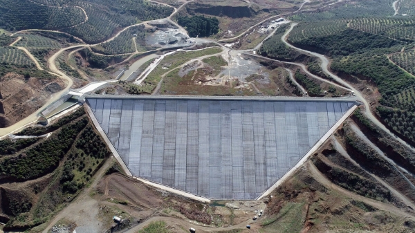 DSİ, Gemlik Büyükkumla Barajı'nda çalışmaları sürdürüyor