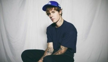 Dünyaca ünlü şarkıcı Justin Bieber koronavirüse yakalandı