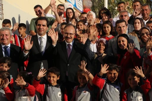 Eruh Dağd&ouml;ş&uuml; K&ouml;y&uuml;&rsquo;nde "Şehitler K&uuml;t&uuml;phanesi" T&ouml;renle A&ccedil;ıldı