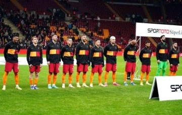 Galatasaray çıkış arıyor