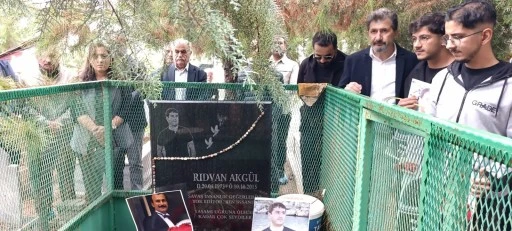 Gar'da katledilenler Siirt'te anıldı