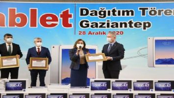 Gaziantep modeliyle 60 bin ücretsiz tablet öğrencilere dağıtıldı