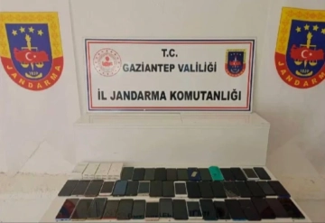 Gaziantep'te 570 bin lira değerinde kaçak cep telefonu ele geçirildi: 1 gözaltı