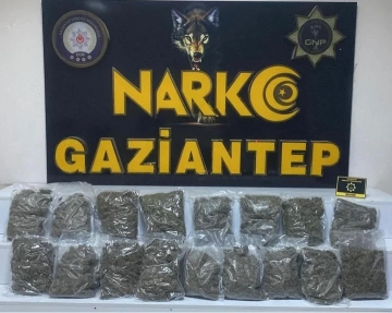 Gaziantep'te 8 kilo 550 gram skunk ele geçirildi: 2 gözaltı