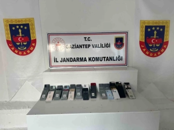 Gaziantep’te 867 bin TL değerinde kaçak telefon ele geçirildi