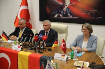 Gaziantep’te “Türkiye-Almanya Danışma Günleri” düzenlendi