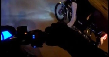 Gaziantepli gençlerin motosiklet üzerindeki tehlikeli oyunu