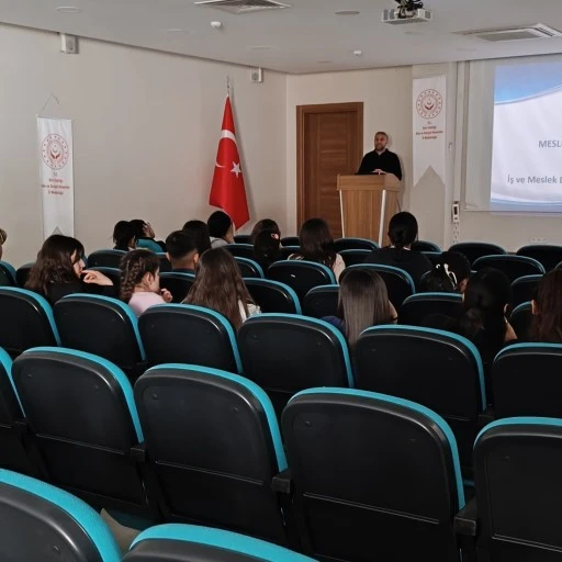 Geleceğin İzinde Meslek Keşfi Başladı