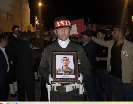 Siirtli Asker G&ouml;zyaşlarıyla Defnedildi