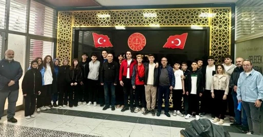 Gen&ccedil; Mucitler MEB Robot Yarışması&rsquo;nda Sahne Alıyor