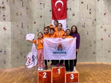 Genç Sporcu Türkiye 3.'sü oldu