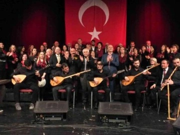 Gençleşen Türküler'de 10'uncu yıl coşkusu