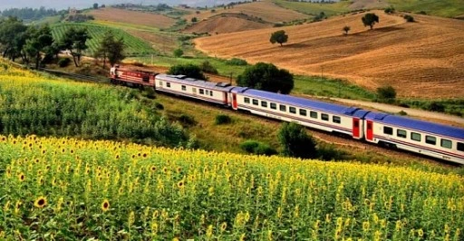 Güney Kurtalan Ekspresi ile 14 bin 279 yolcu seyahat etti