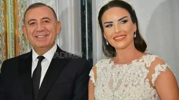 Gürsel Tekin ile evlenen Mehtap Özkan, Instagram hesabındaki soyadını değiştirdi