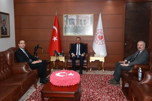 Hemşehrimiz Uğur Mavi&rsquo;den &Ouml;nceki D&ouml;nem Valisi Hacıbektaşoğlu&rsquo;na Ziyaret