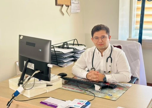İ&ccedil; Hastalıkları Uzmanı Dr. &Ouml;zg&uuml;r Aydın Siirt Eğitim ve Araştırma Hastanesinde G&ouml;reve Başladı