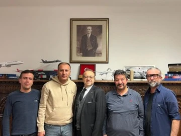 İl Milli Eğitim Müdürü Deniz Edip, Prag’ta Egemen Bağış’ı Ziyaret Etti