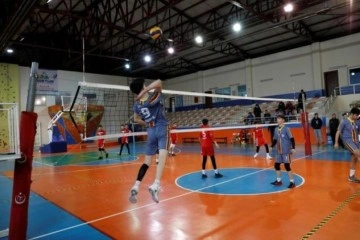 İnegöl'de okullar arası 'Kurtuluş Kupası' başladı