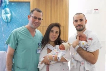 İsrailli kadın iki ayrı rahimden ikiz doğurdu