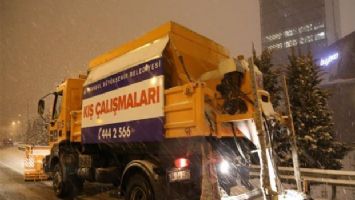 İstanbul Büyükşehir&#039;den yoğun kar çalışması