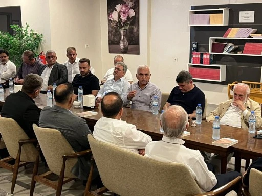 İstişare Toplantısında Rektör Krizi: Göstermelik Mesaj mı Verildi?