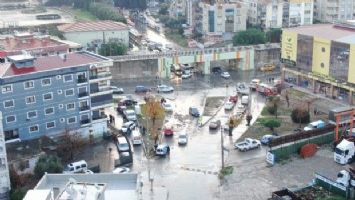 İzmir&#039;i sel götürdü! İşte sel felaketinin sonucu