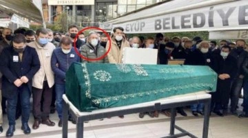 İzzet Altınmeşe'nin oğlu Ali Murat Altunmeşe yapılan cenaze töreninin ardından toprağa verildi