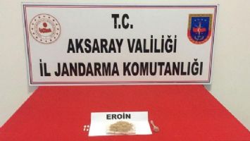 Jandarma Aksaray&#039;da uyuşturucuya geçit vermiyor