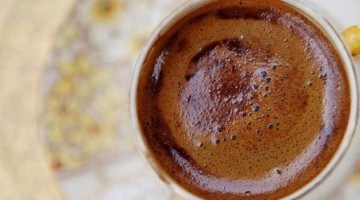 Kahvenin inanılmaz faydası! Uzmanlar bardak sayısı verip, kalkan olduğu hastalıkları sıraladı