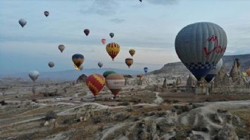 Kapadokya&#039;da balon turları iptal edildi