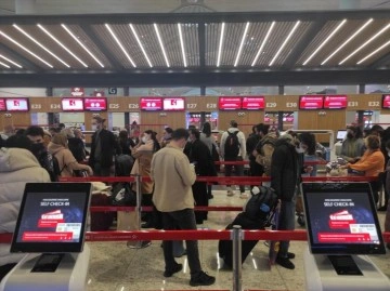 Kar etkisini artırdı, İstanbul Havalimanı'nda iptallerin süresi uzatıldı