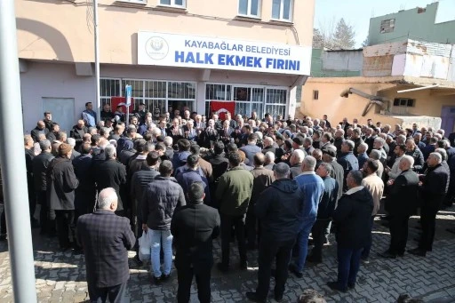 Kayabağlar Beldesi'nde Halk Ekmek Fırını ve Taziyeevi Törenlerle Açıldı