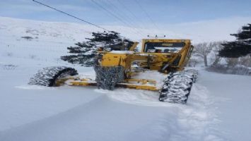 Kayseri Büyükşehir kapalı yolları açıyor