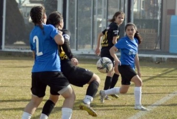 Kayseri Kadın Futbol Kulübü - İlkadım Belediye Yabancılar Pazarı Spor: 2-1