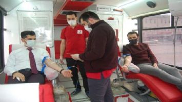 Kilis&#039;te Olea Otel çalışanları kan verdi